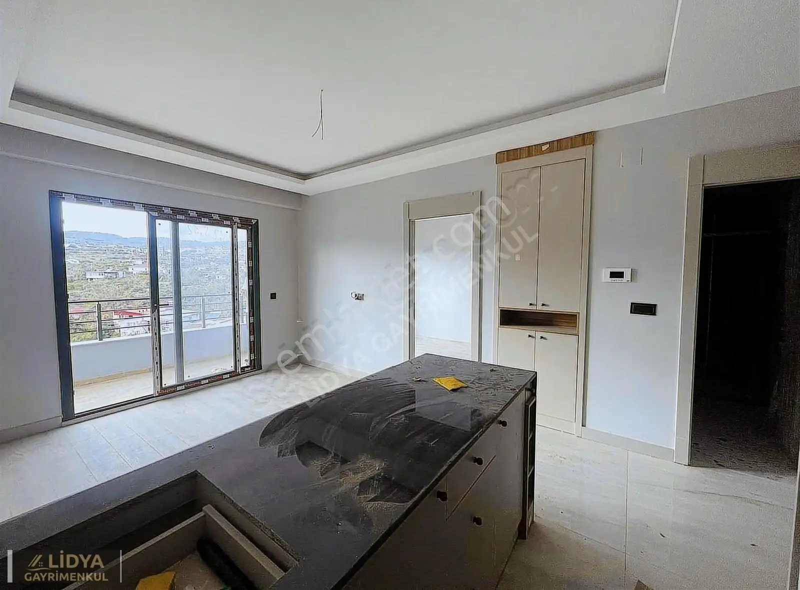 Limonlu Da Denize Yakın İskanlı Satılık Sıfır 1+1 Yazlık - Görsel 4