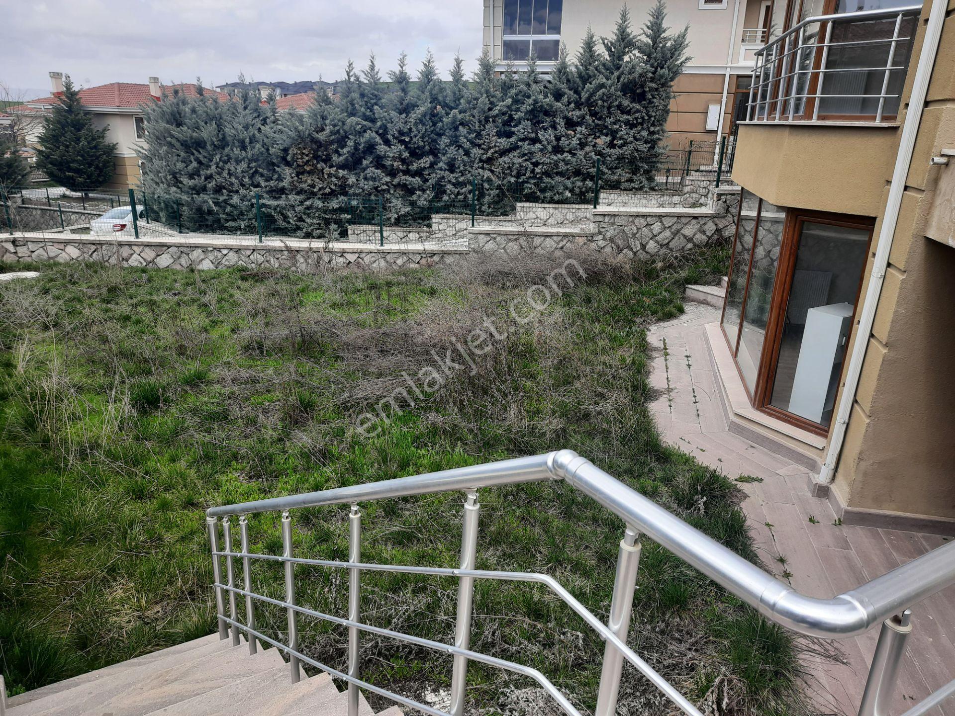 Satılık Lüks Yapılı Villa Mebuskent Siteiçi Bahçe Güney Güvenlik Manzara Ahmet Memiş Yenimahalle - Görsel 28