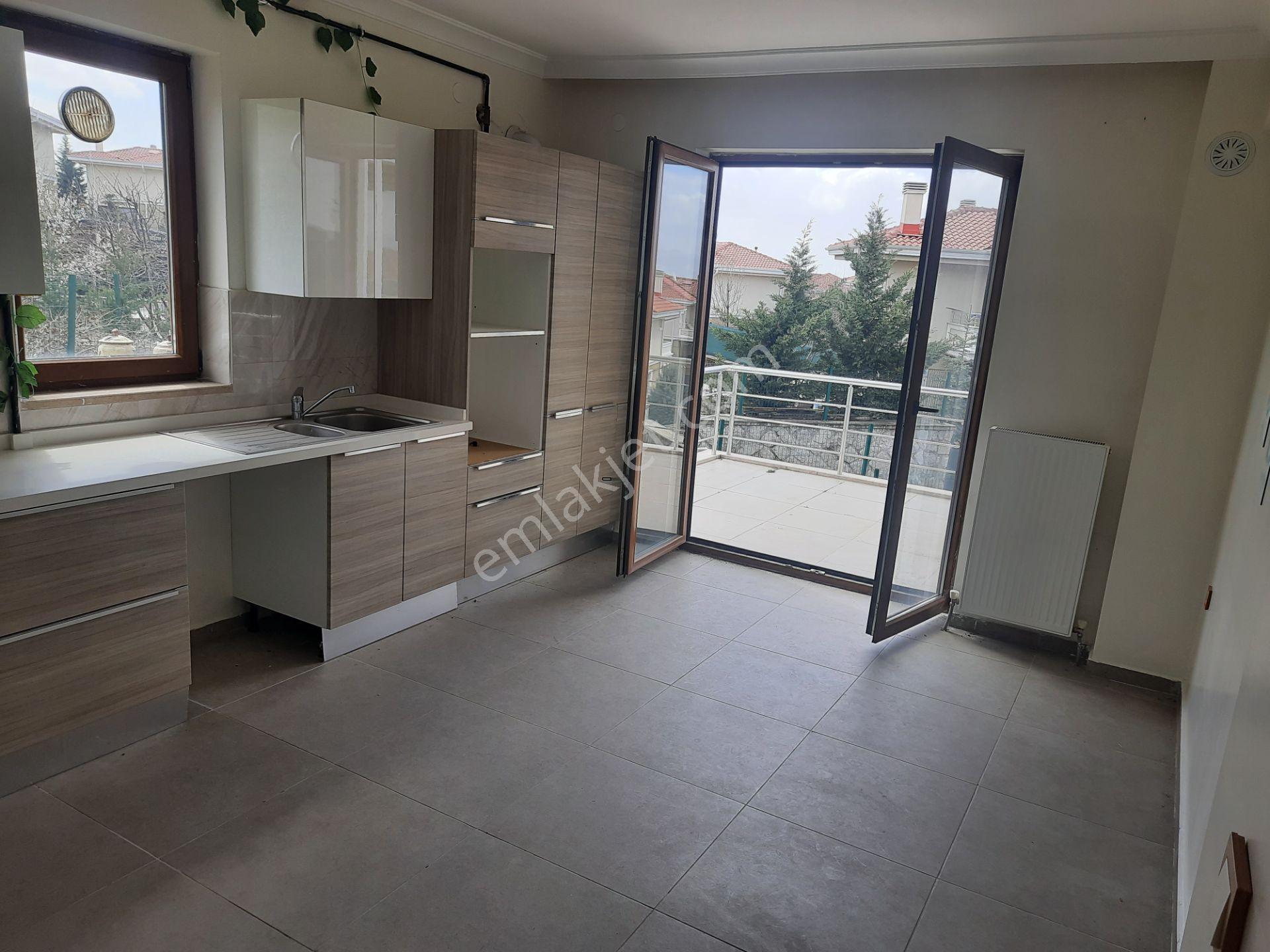 Satılık Lüks Yapılı Villa Mebuskent Siteiçi Bahçe Güney Güvenlik Manzara Ahmet Memiş Yenimahalle - Görsel 8