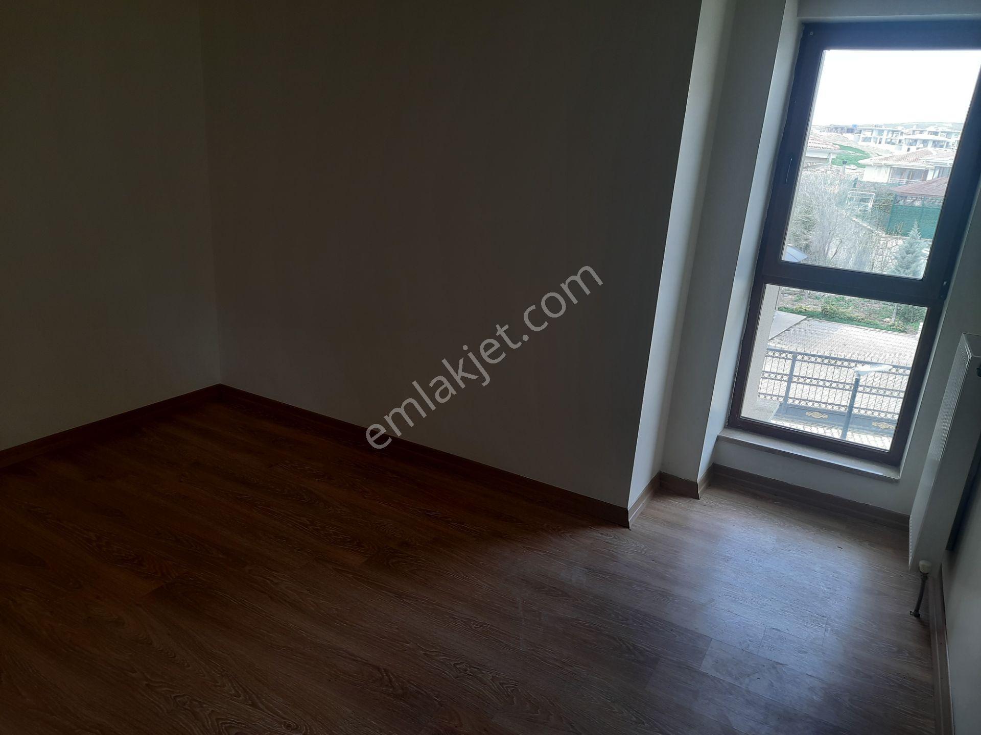 Satılık Lüks Yapılı Villa Mebuskent Siteiçi Bahçe Güney Güvenlik Manzara Ahmet Memiş Yenimahalle - Görsel 17