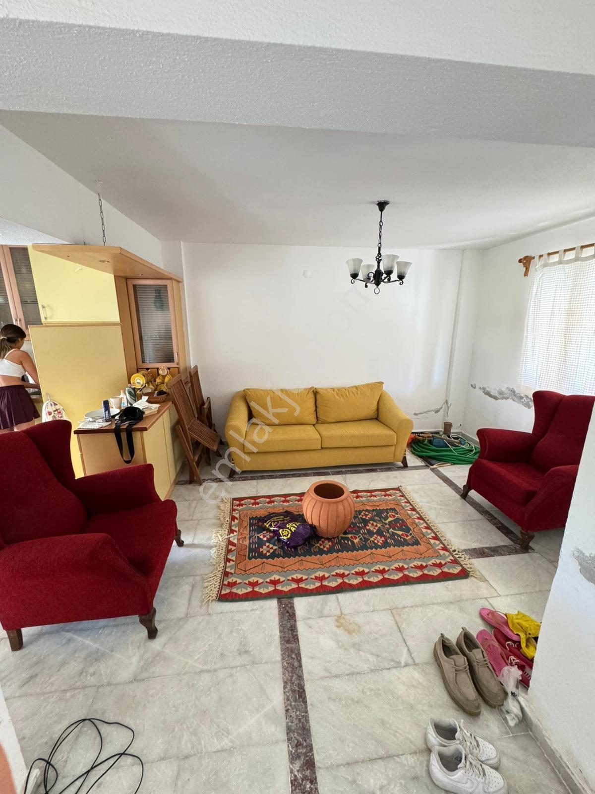Route 10'dan Dikili Kabakum'da Sezonluk Kiralık Villa - Görsel 18