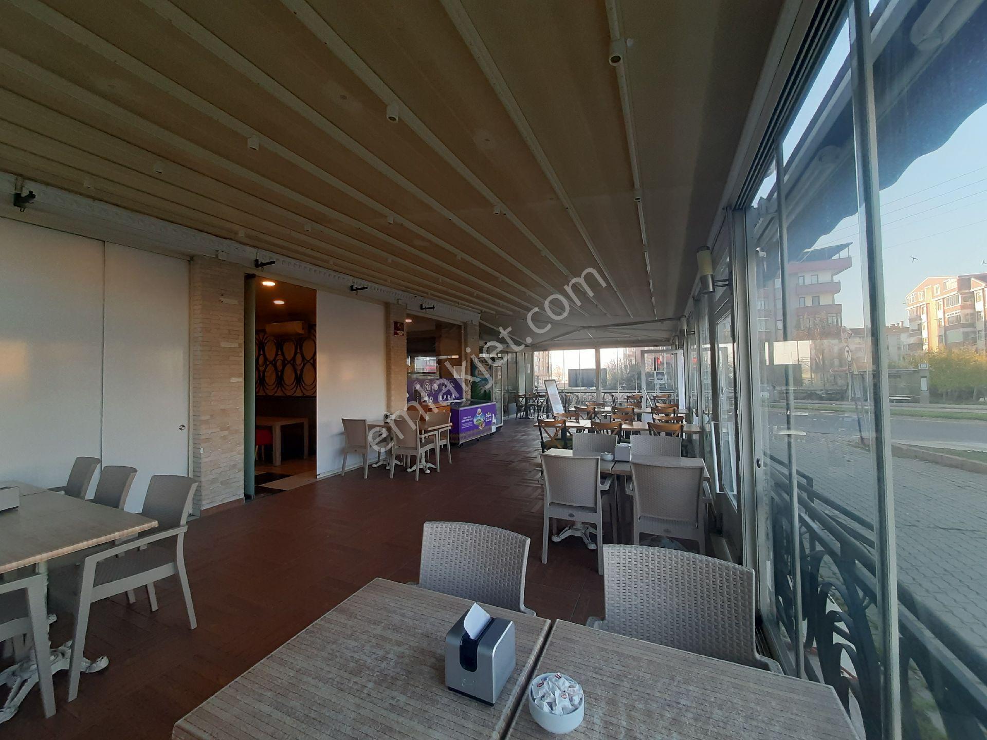 Edirne Merkez Kocasinan Mahallesi'nde Merkezi Lokasyonda Devren Kiralık Restaurant/ Lokanta/ Cafe - Görsel 6