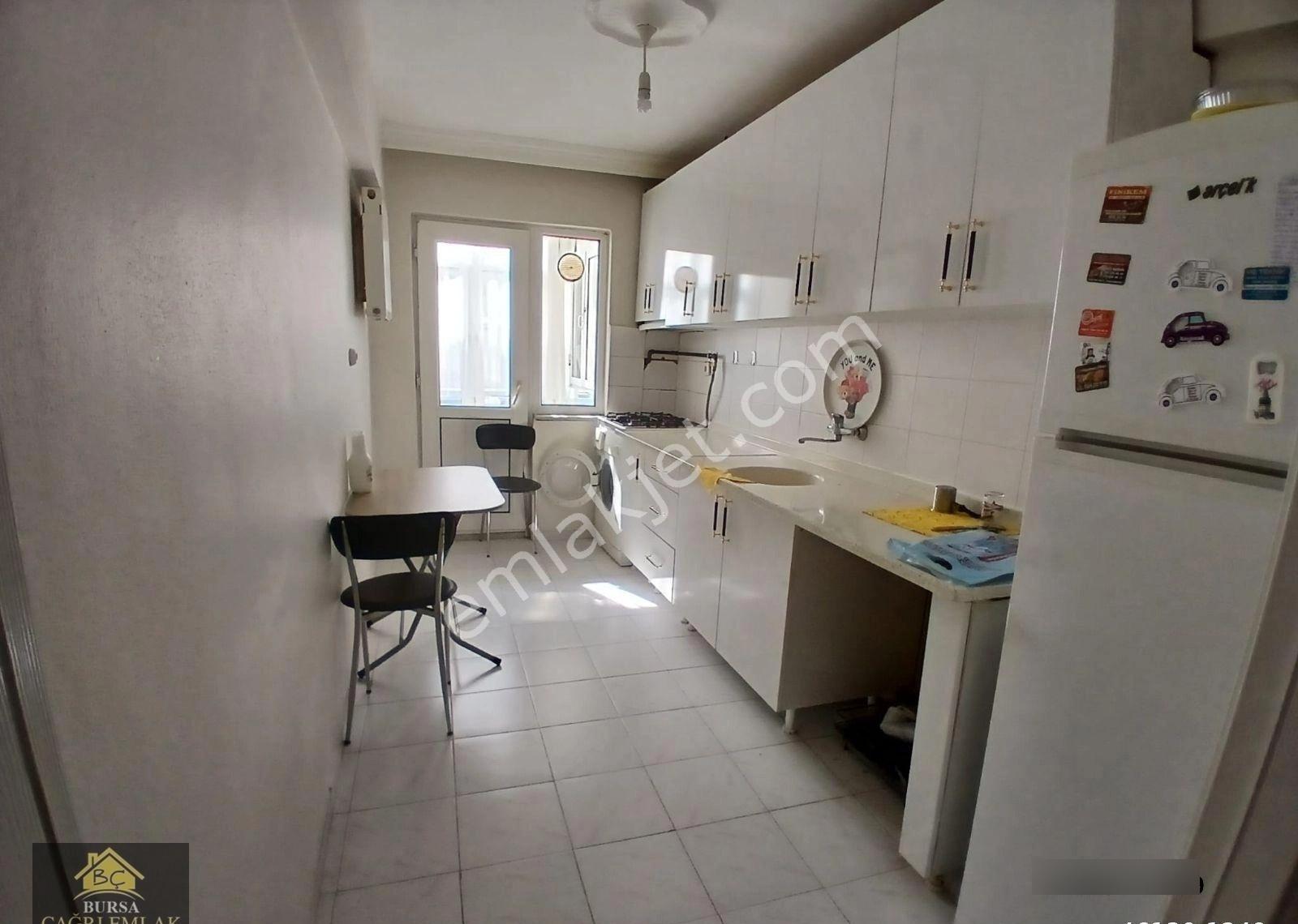 Bursa Yıldırım Sinandede Fsm De Arakat Kombili 2+1 Bakımlı Daire