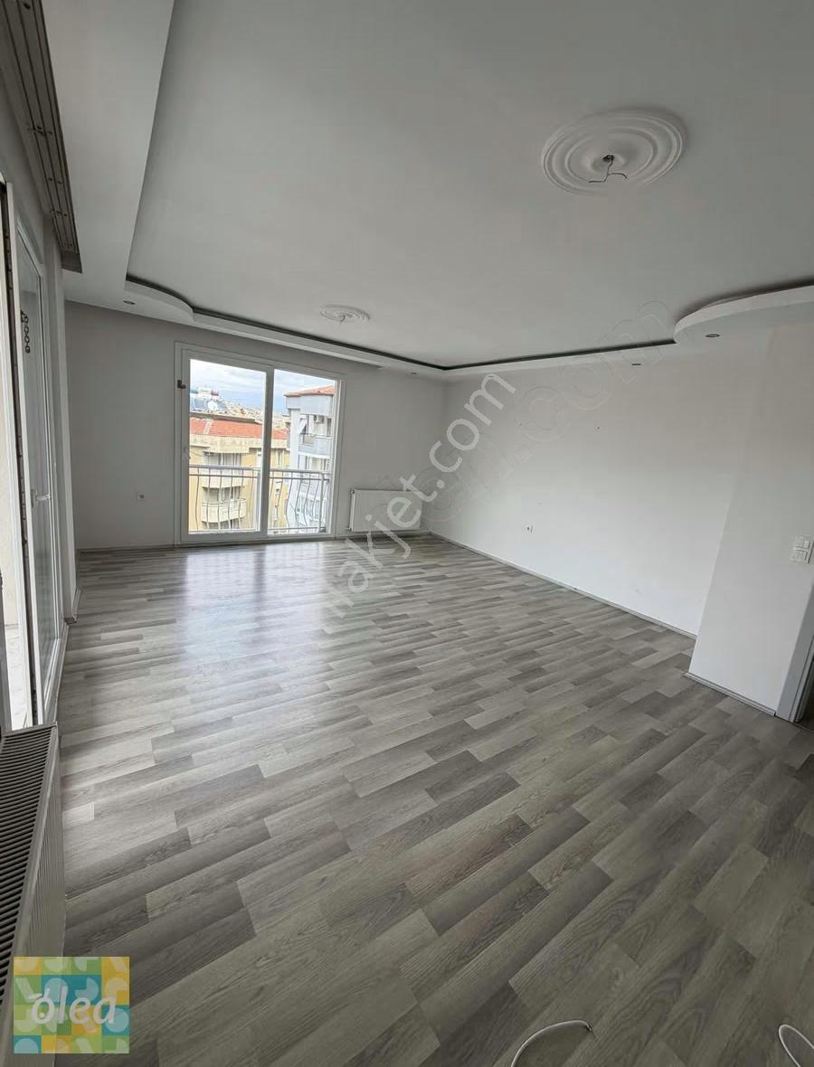 Muğla Milas Aydınlıkevler Mah. 4+1 Geniş Kiralık Dublex Daire ! - Görsel 3