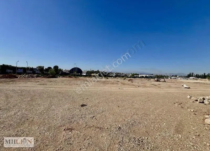 Havalimanı Kavşağı Ana Yola Cepheli 134 M2 Kupon Ticari Arsa - Görsel 2