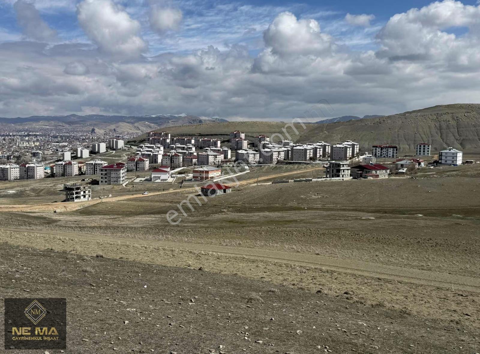Van Edremit Kurubaşta Manzaralı Satılık İmarlı Arsa - Görsel 2