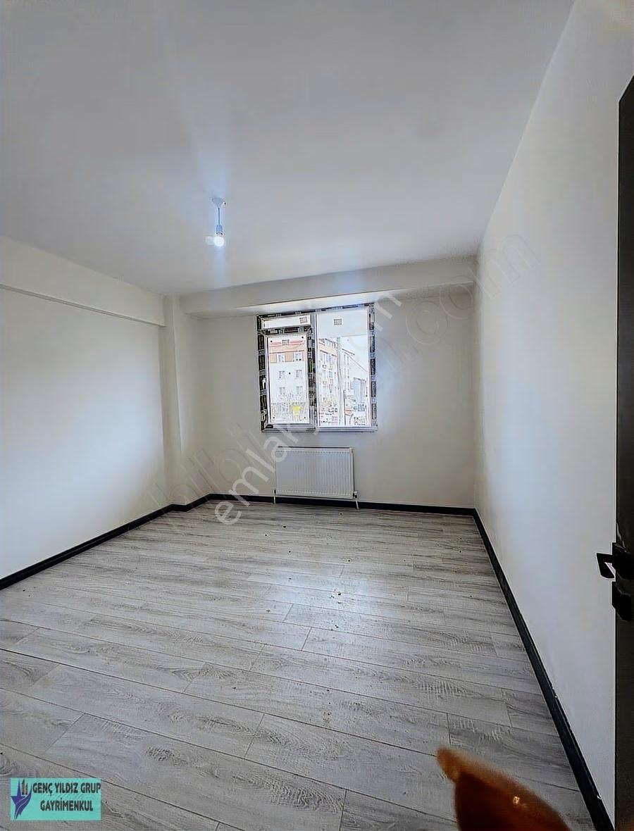 Lüks Yapılı 1+1 Kiralık Daire - Görsel 21