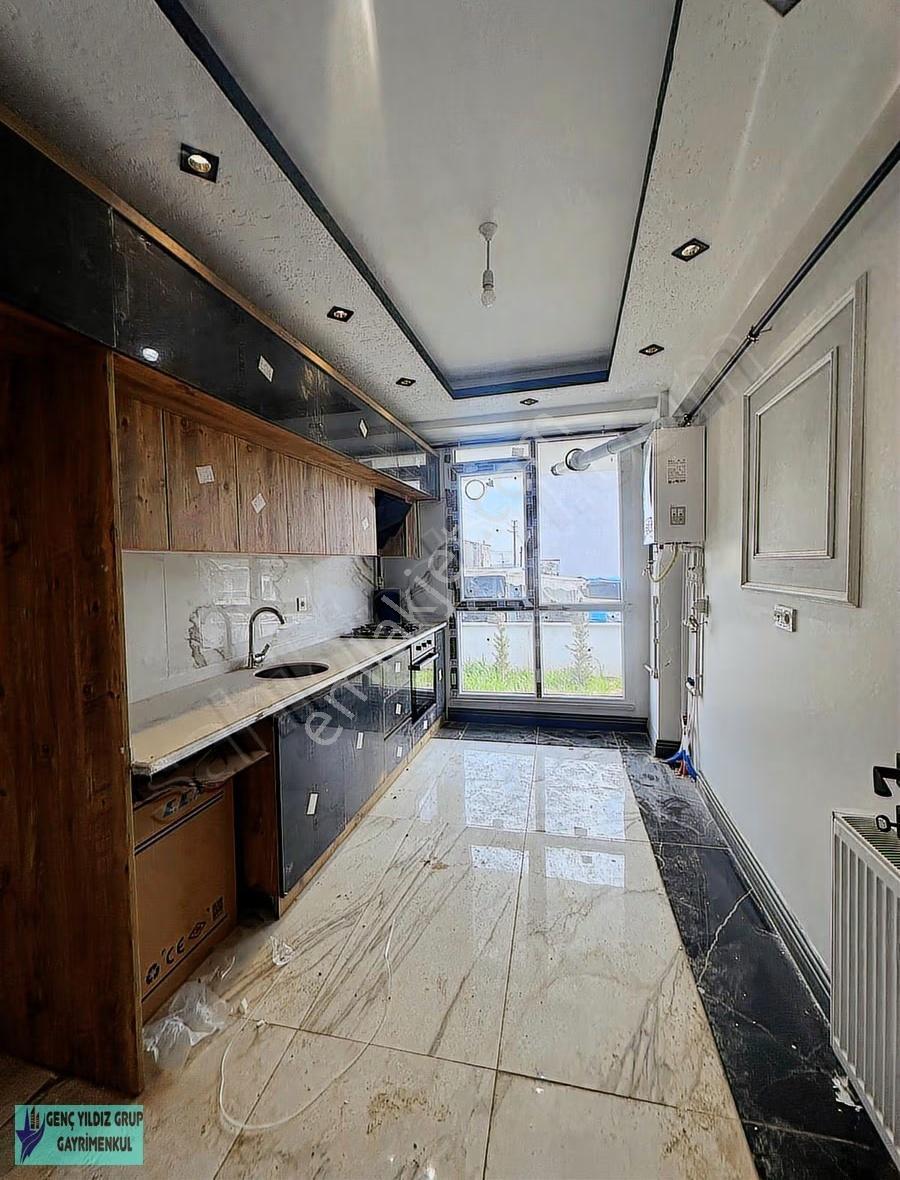 Lüks Yapılı 1+1 Kiralık Daire - Görsel 16