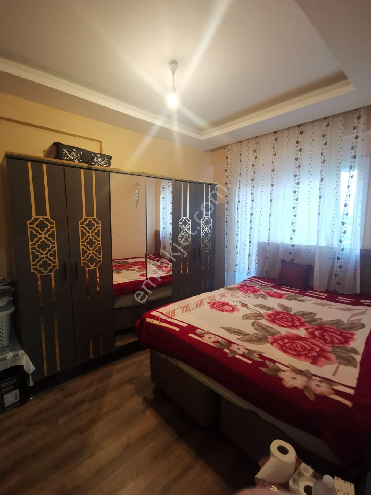 Erdemli Tömük'te Denize 150m Full Eşyalı Kiralık Daire