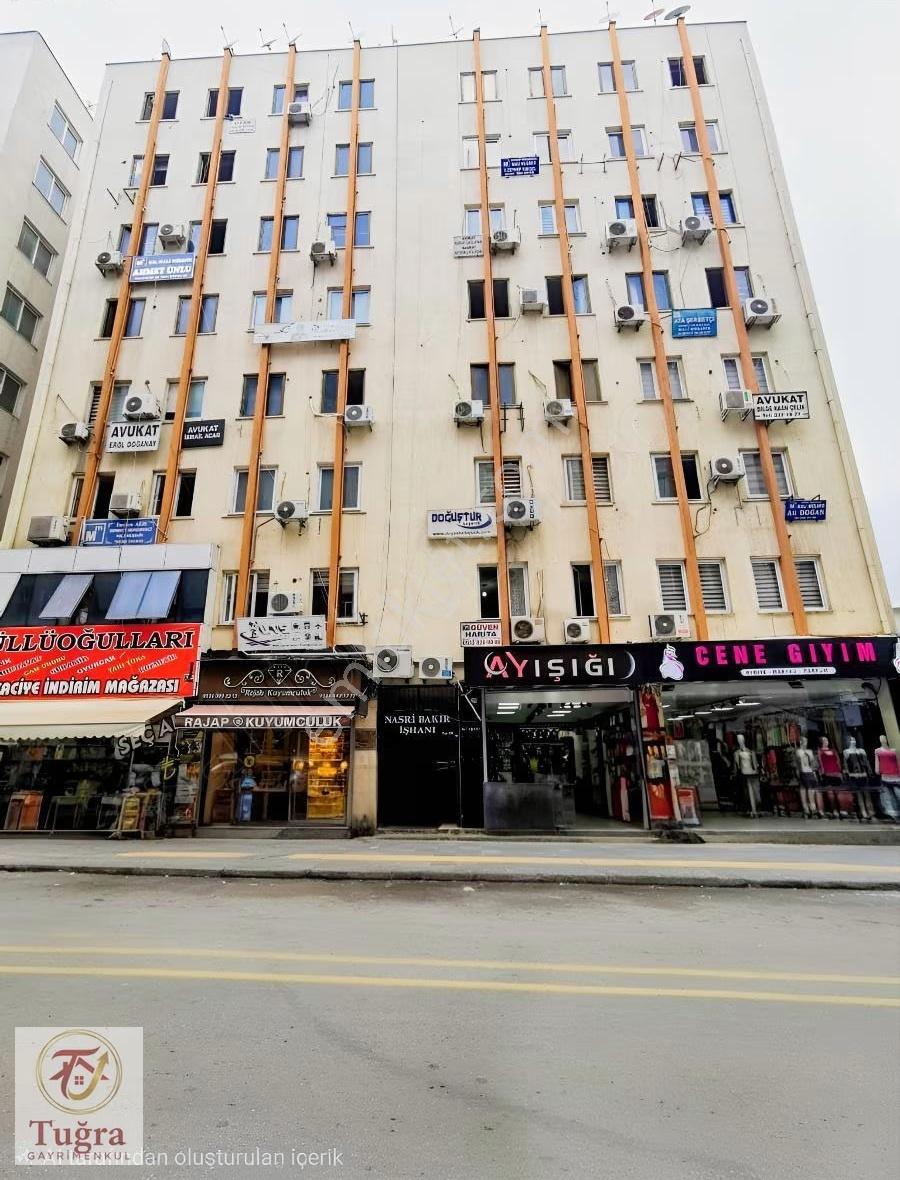 Merkezi Konumda Eşyalı Hukuk Bürosu - Görsel 3