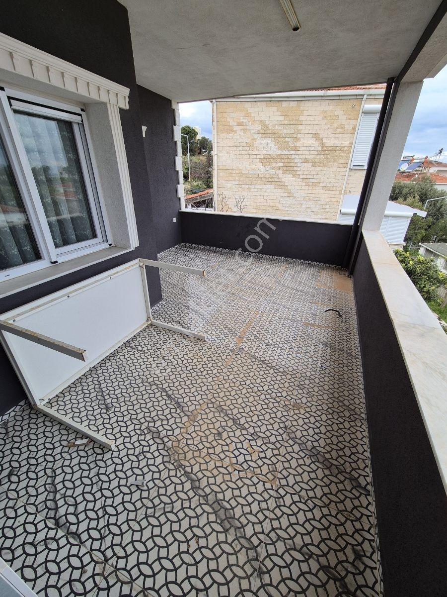 Yeni Foça Da Deniz Manzaralı Müstakil 2+1villa - Görsel 27