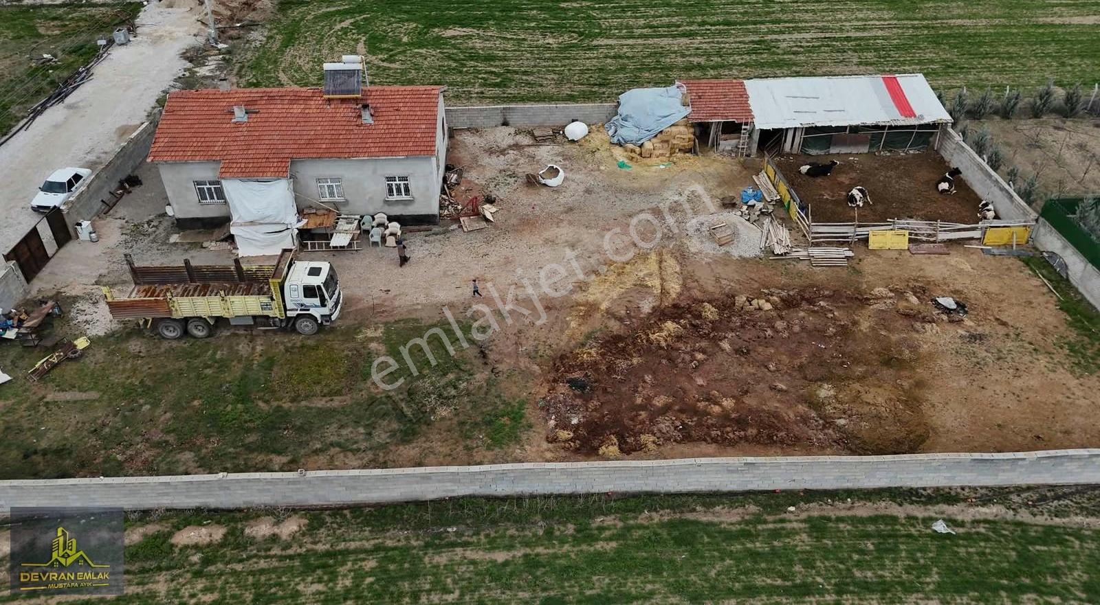 Çarıklarda Çiftlik Yapımına Elverişli 3+1 Müstakil Ev - Görsel 2