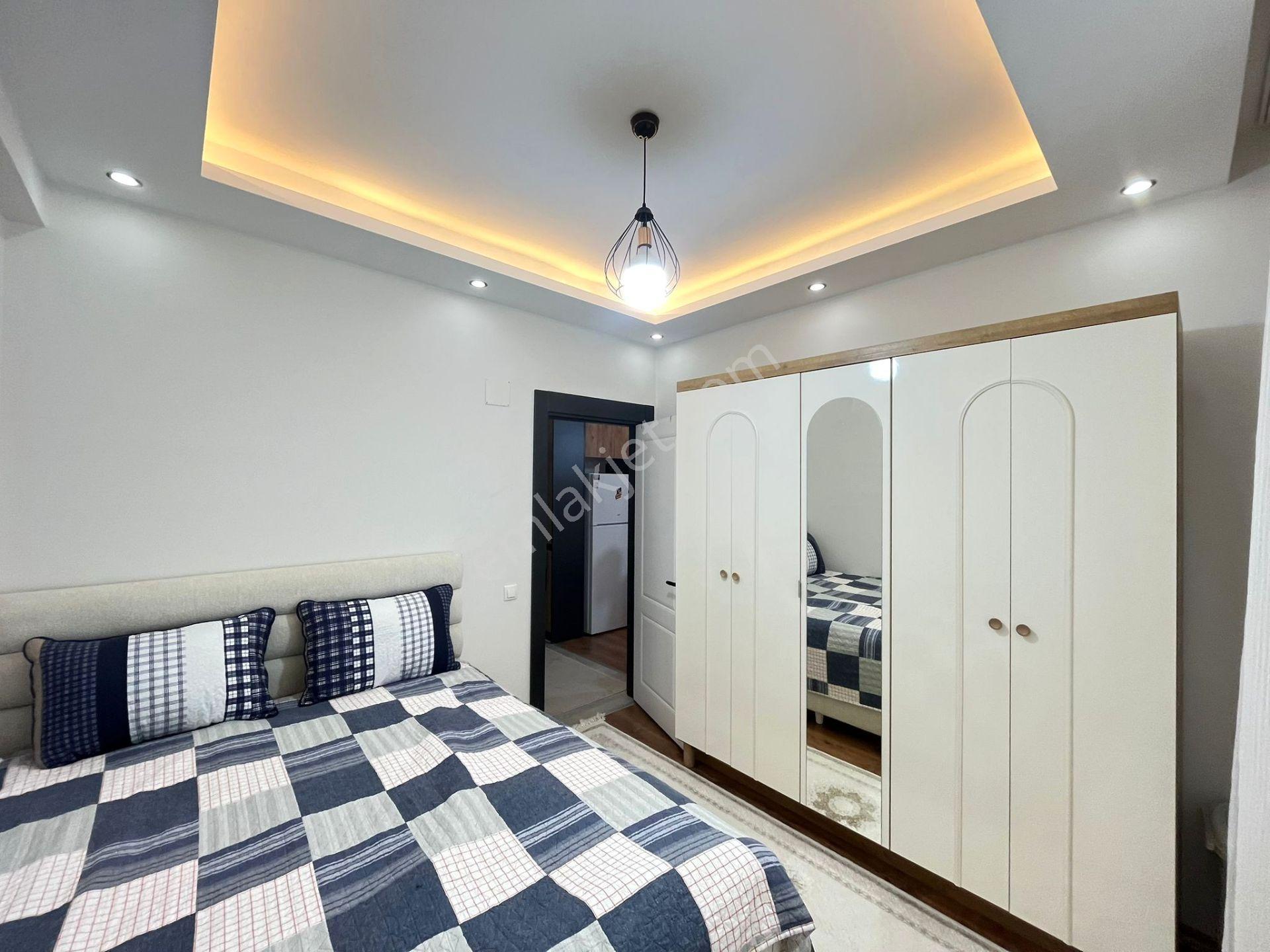 Üstünkent- Tömükte Aqualı Sitede 1+1 Eşyalı Satılık Lüks Daire - Görsel 14