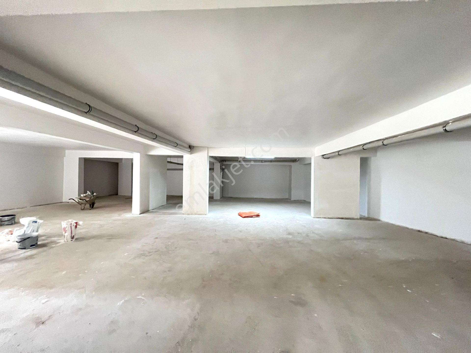 Üstünkent- Tömükte Aqualı Sitede 1+1 Eşyalı Satılık Lüks Daire - Görsel 20