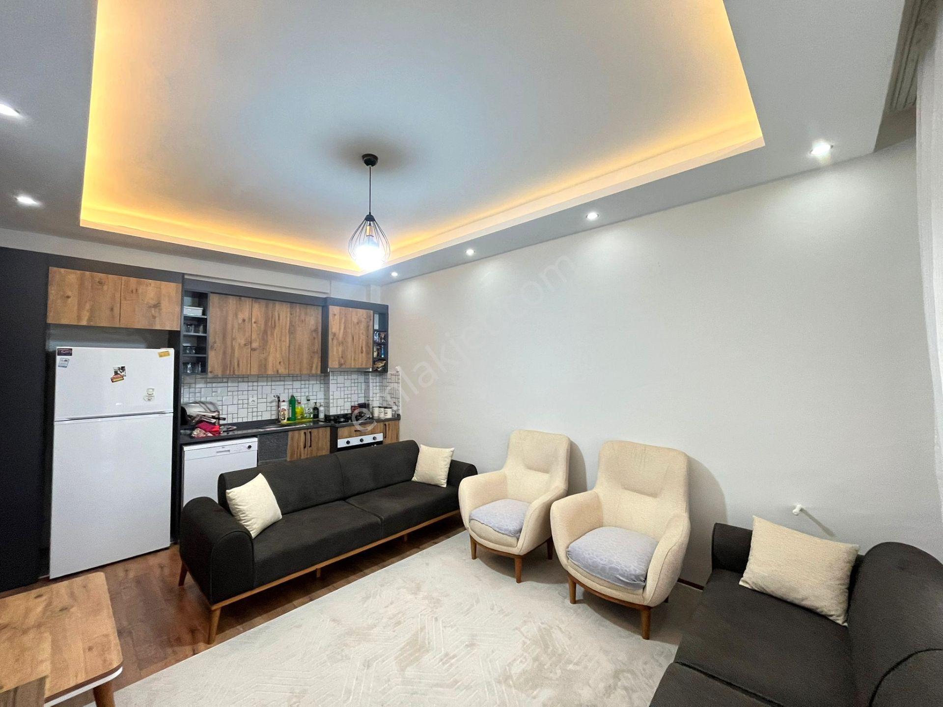 Üstünkent- Tömükte Aqualı Sitede 1+1 Eşyalı Satılık Lüks Daire