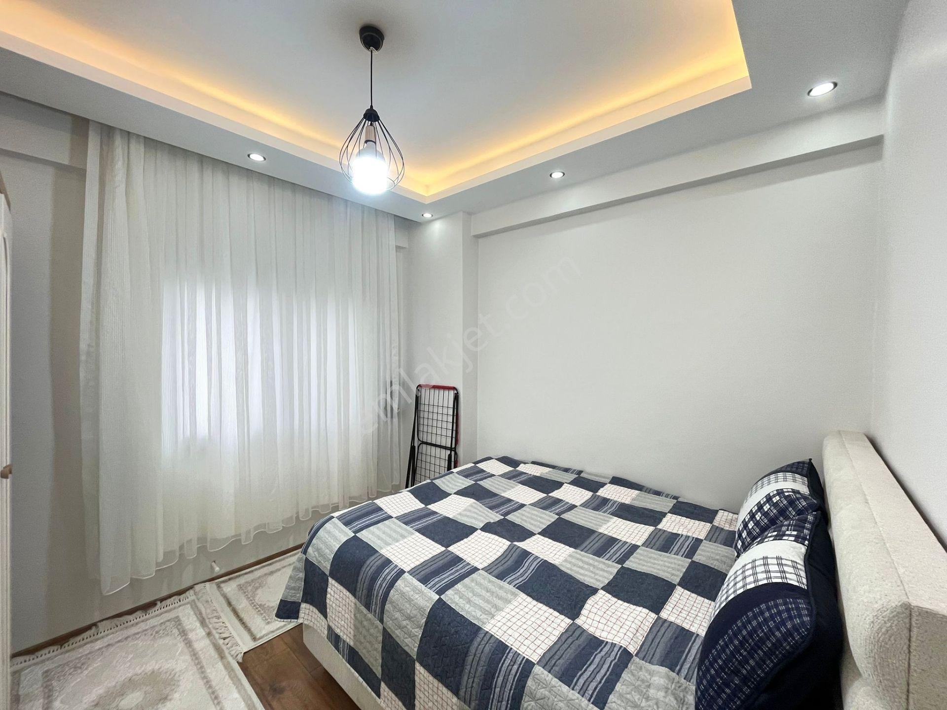 Üstünkent- Tömükte Aqualı Sitede 1+1 Eşyalı Satılık Lüks Daire - Görsel 13