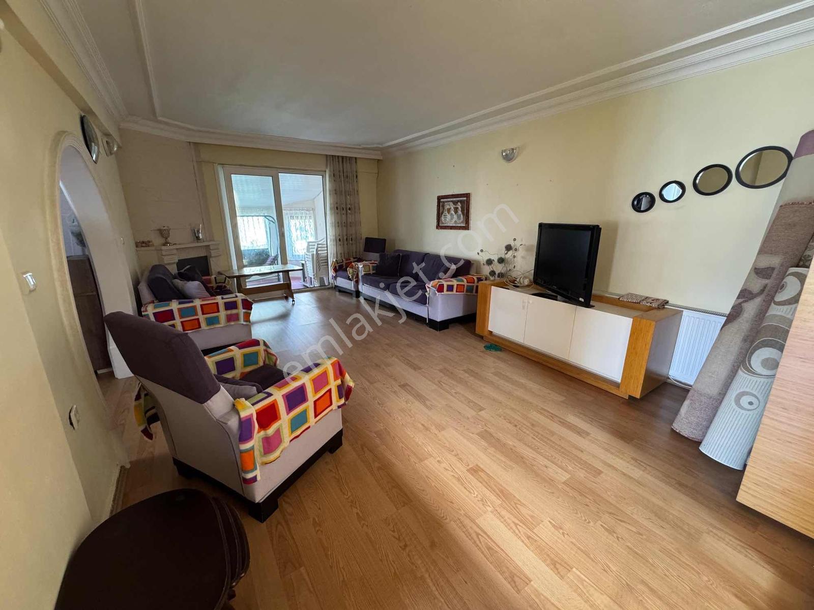 3+1 Esyali Kiralik Mustakil Villa Denize Sifir - Görsel 27