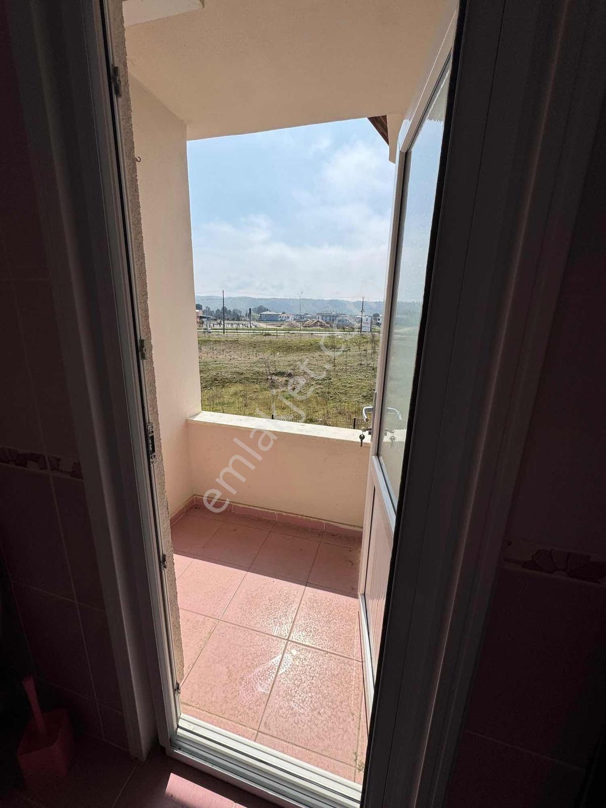 3+1 Esyali Kiralik Mustakil Villa Denize Sifir - Görsel 22