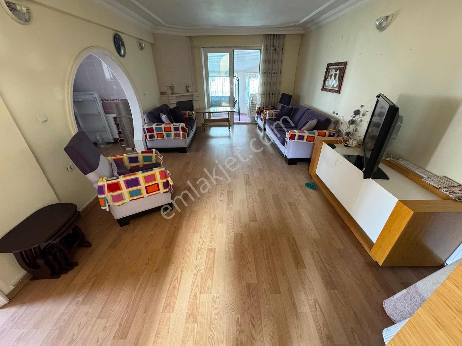 3+1 Esyali Kiralik Mustakil Villa Denize Sifir - Görsel 30