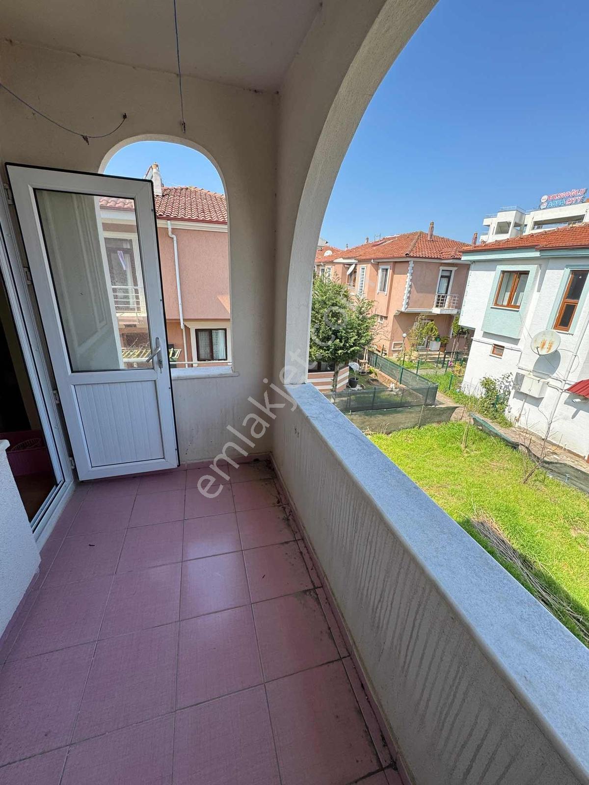 3+1 Esyali Kiralik Mustakil Villa Denize Sifir - Görsel 17