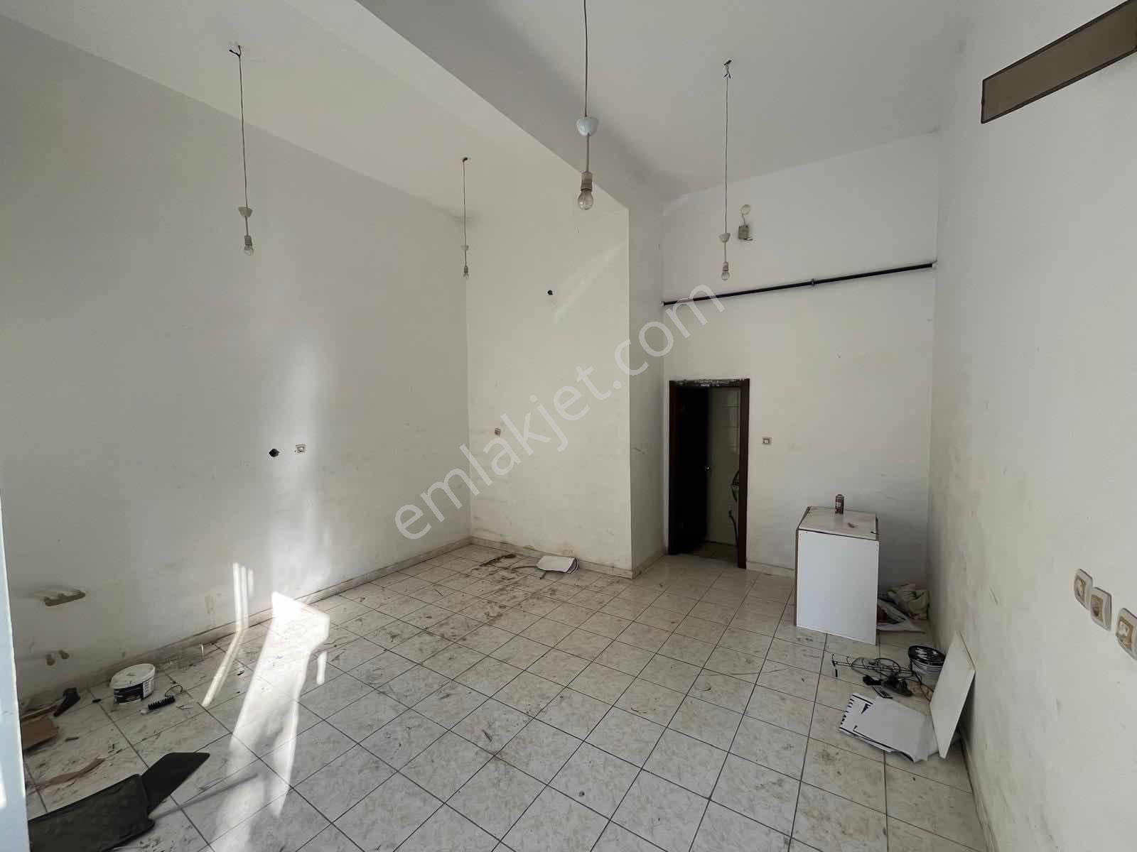 Mülk Emlak Ofisinden Pazar Yakını 30 M2 Kiralık Kepenkli Dükkan - Görsel 27