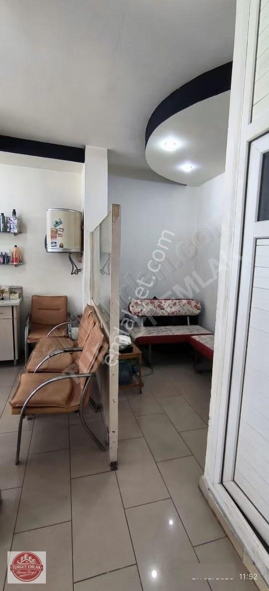 Hazır Müşterili Satılık Berbe Dukanı - Görsel 15