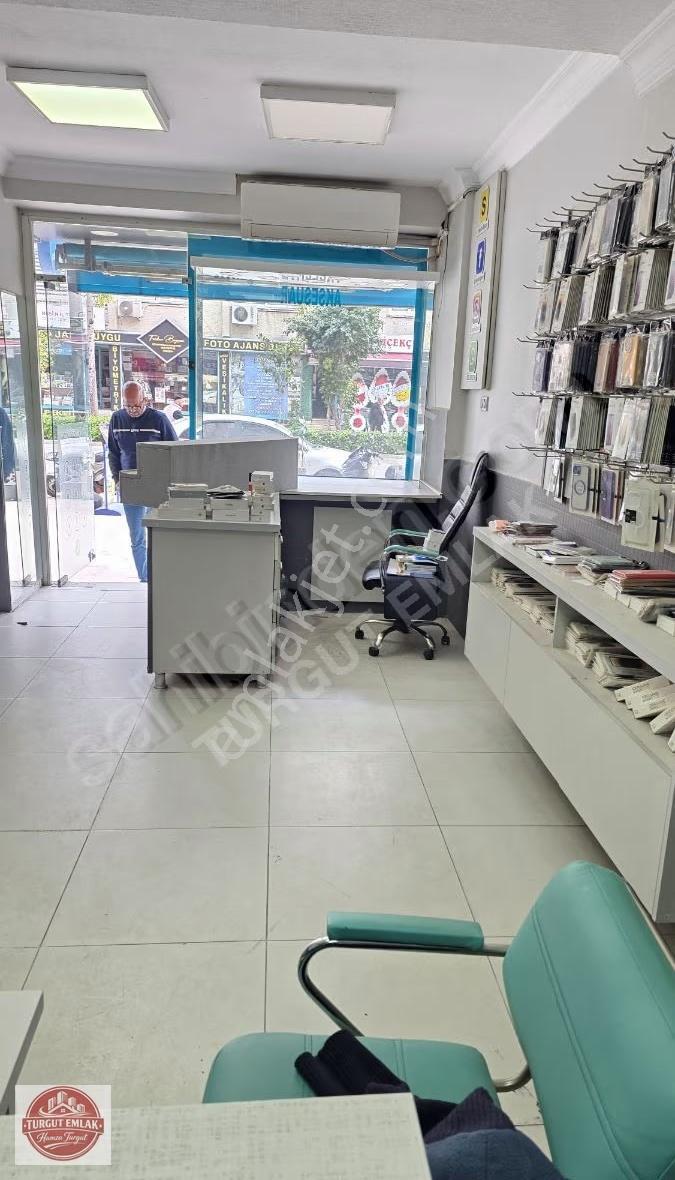 İstiklal Caddesi'nde Satılık 80m² Dükkan - Denize Yakın! - Görsel 11