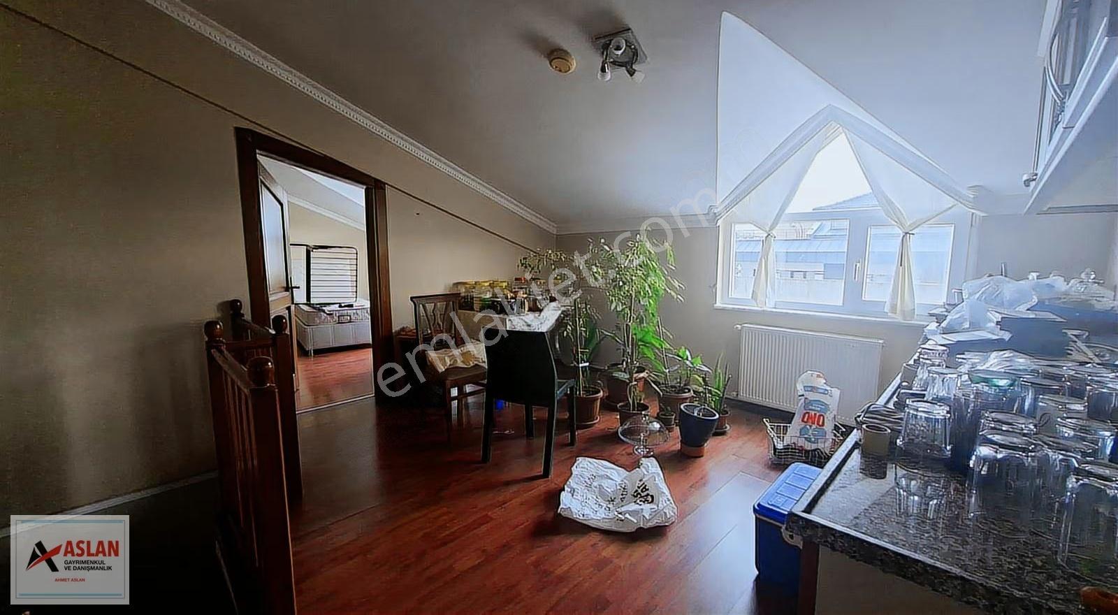 Çengelköyde Anacadde Üzerinde 4+2 Çatı Dubleks Kiralık Daire - Görsel 31