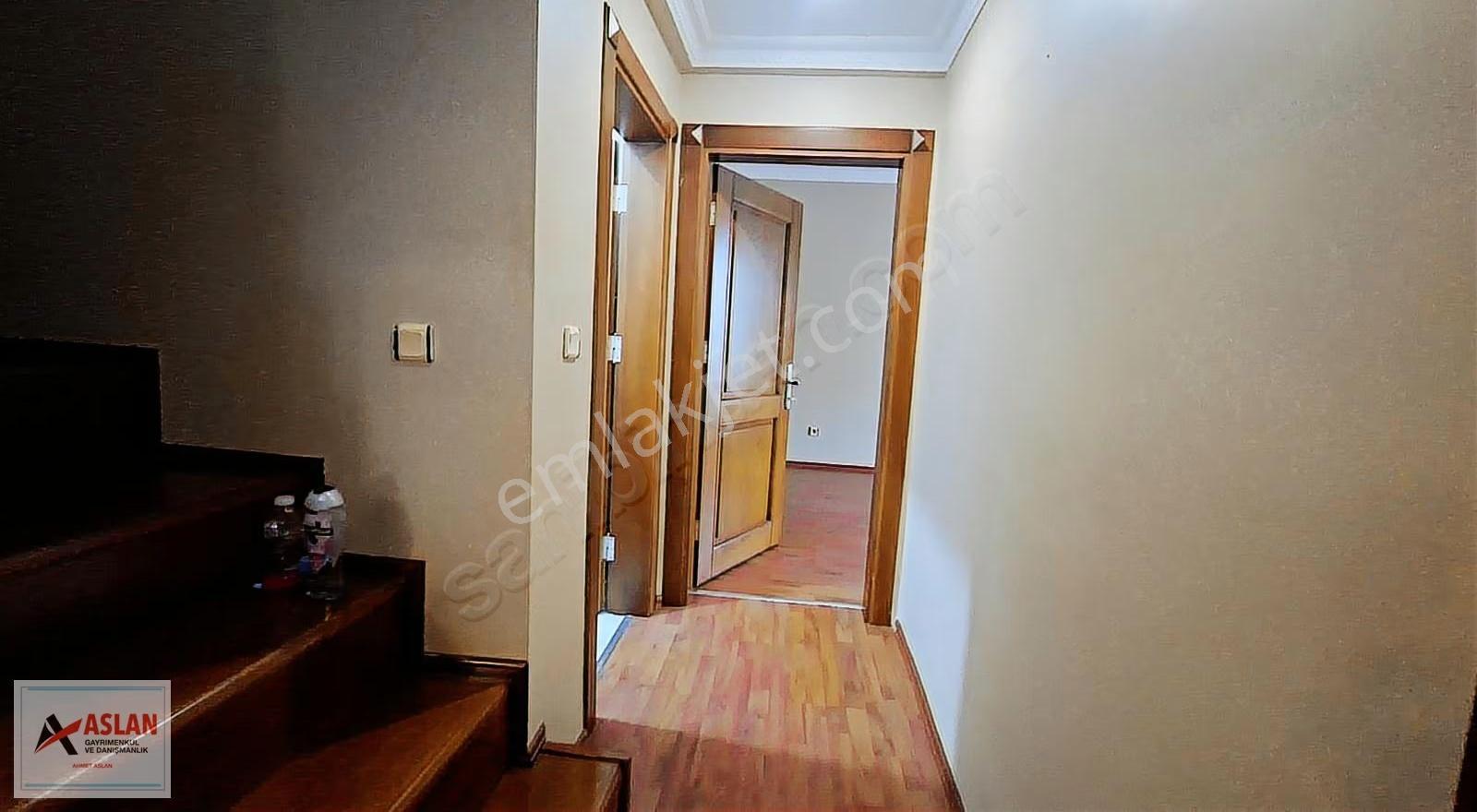 Çengelköyde Anacadde Üzerinde 4+2 Çatı Dubleks Kiralık Daire - Görsel 32