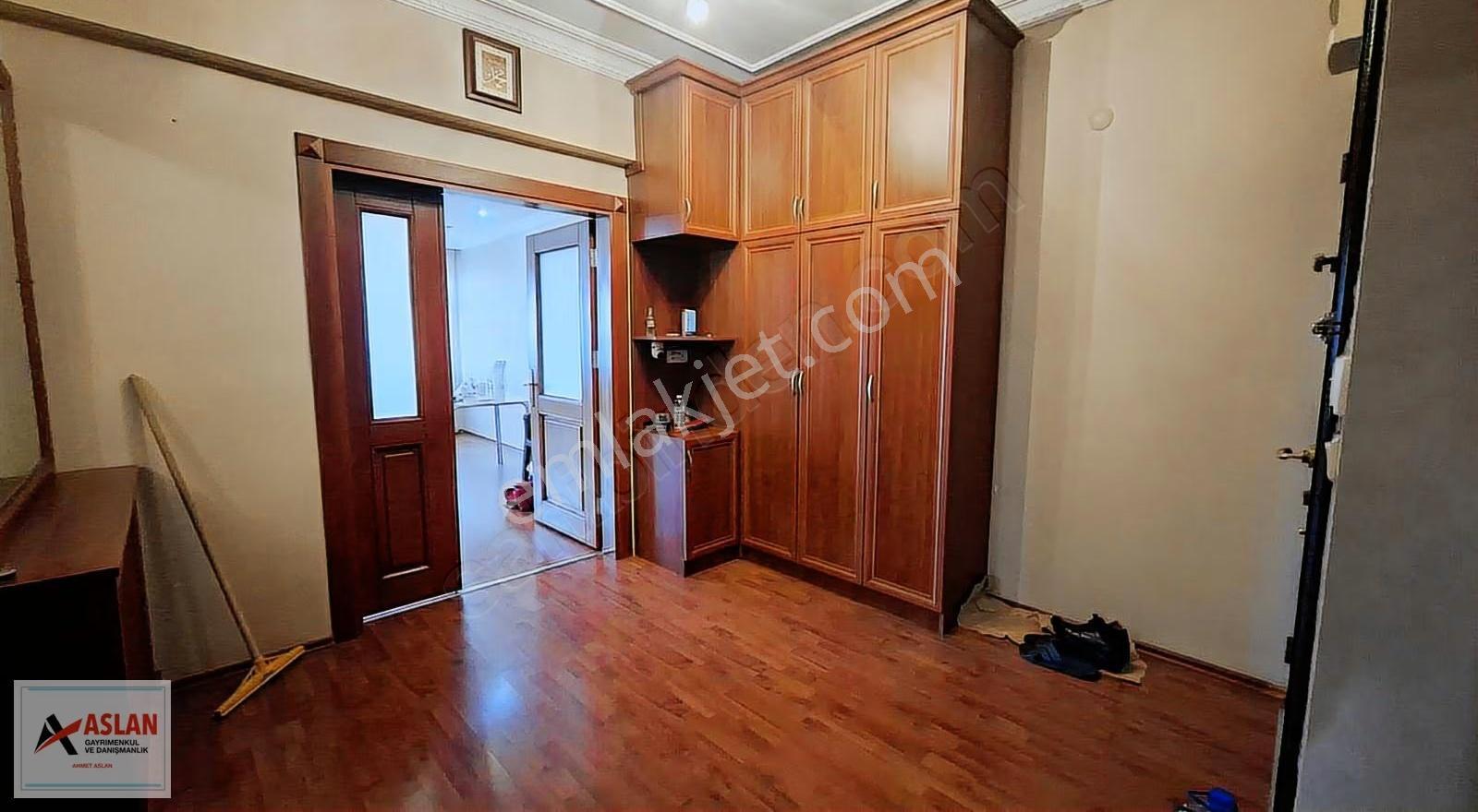 Çengelköyde Anacadde Üzerinde 4+2 Çatı Dubleks Kiralık Daire - Görsel 29