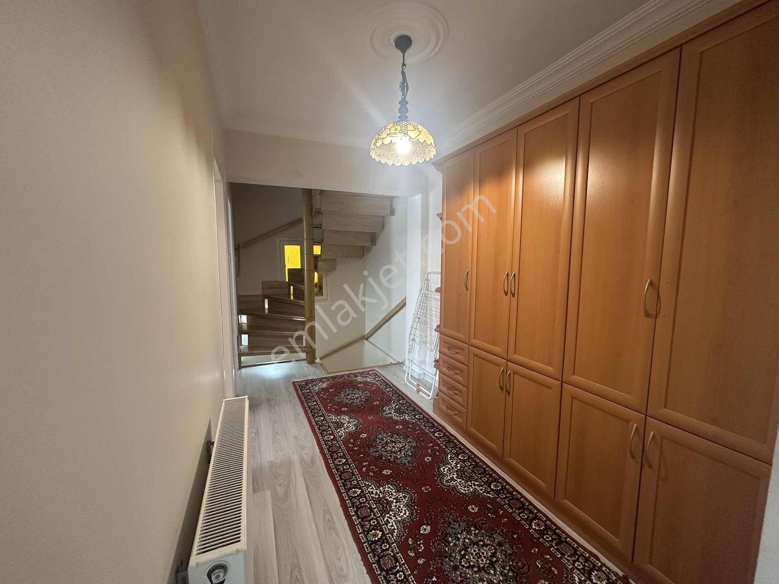 Selimpaşa Araptepe'de Deniz Manzaralı Kiralık Eşyalı Villa - Görsel 10