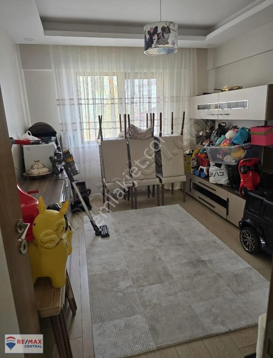 Re/max Central'dan Mehmet Akif'te 3+1 Lüx Daire - Görsel 23