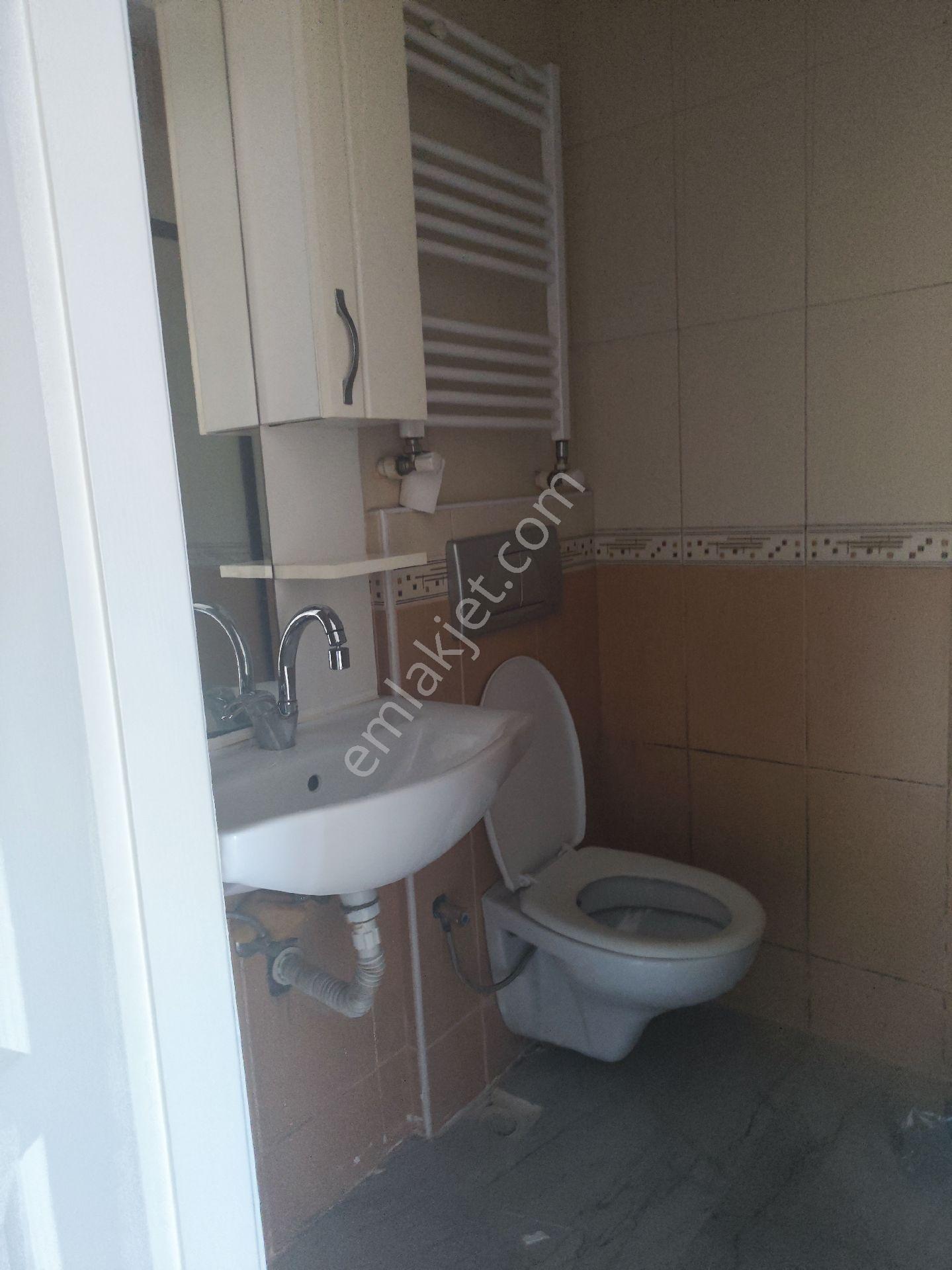 Ümraniye Armağanevler Mahallesinde Site İçerisinde Kiralık Daire - Görsel 12