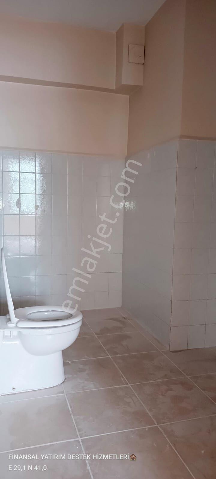 Ümraniye Tepeüstü Mahallesinde Metroya Yürüme Mesafede Kiralık Daire - Görsel 24