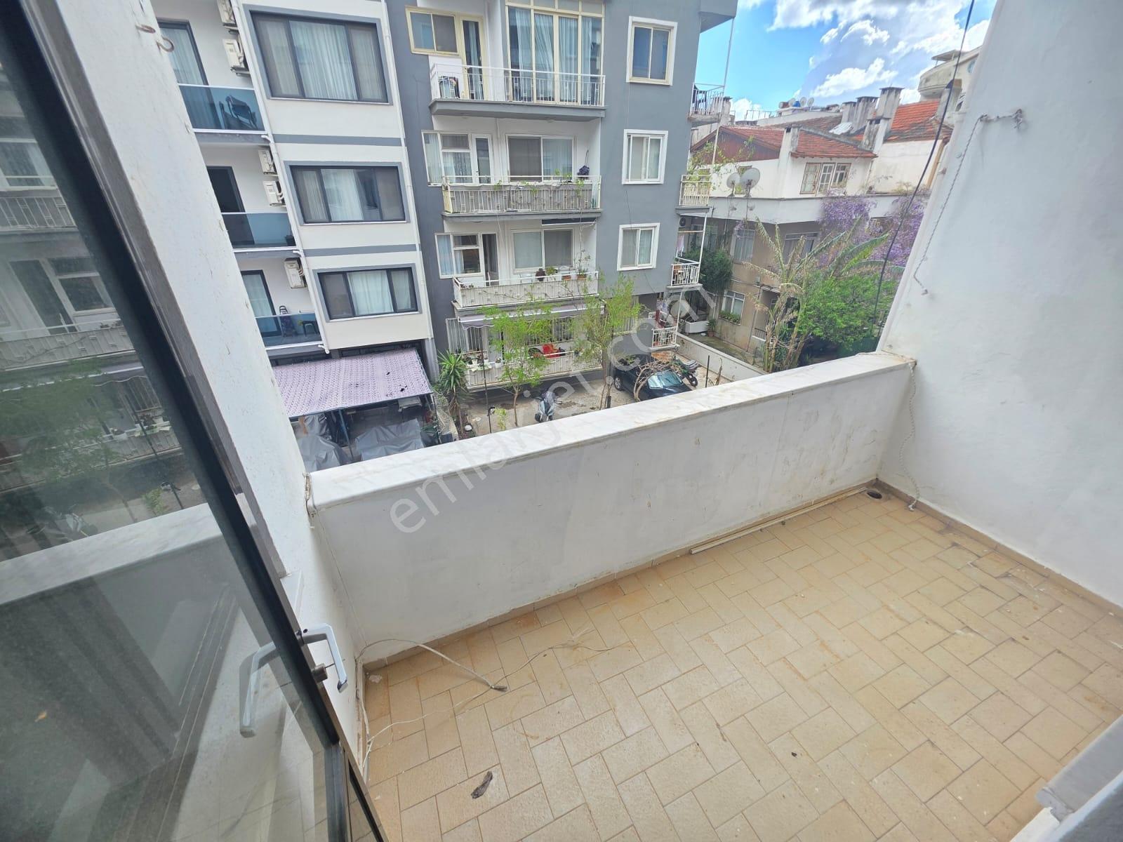 Marvera 'dan Kemeraltı Da 1+1 Kiralık Arakat Boş Daire - Görsel 4