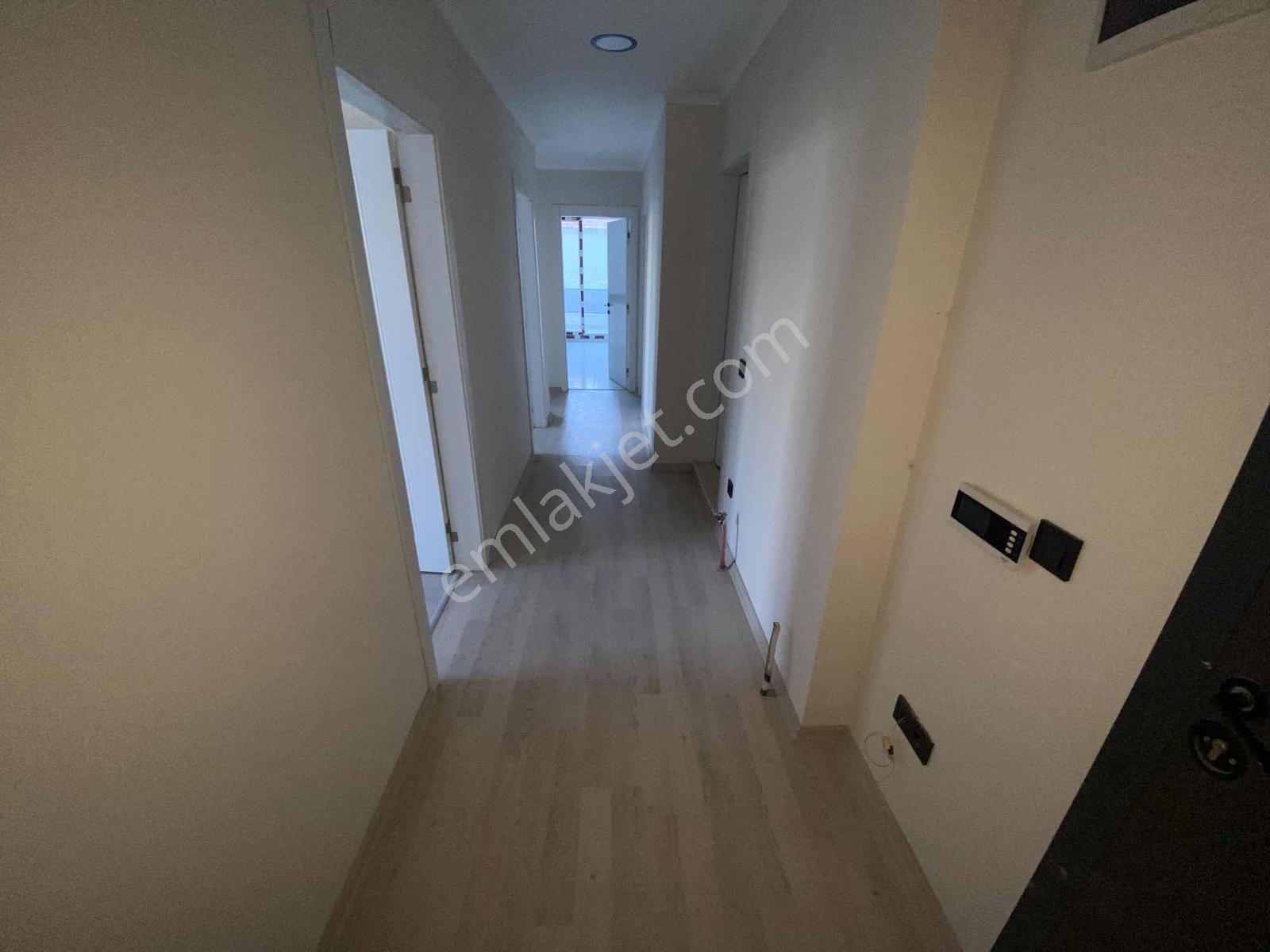 Dağlı !gayrimenkul'den 3+1 Ara- Kat Çift'banyo Cadde'üzeri ! - Görsel 23