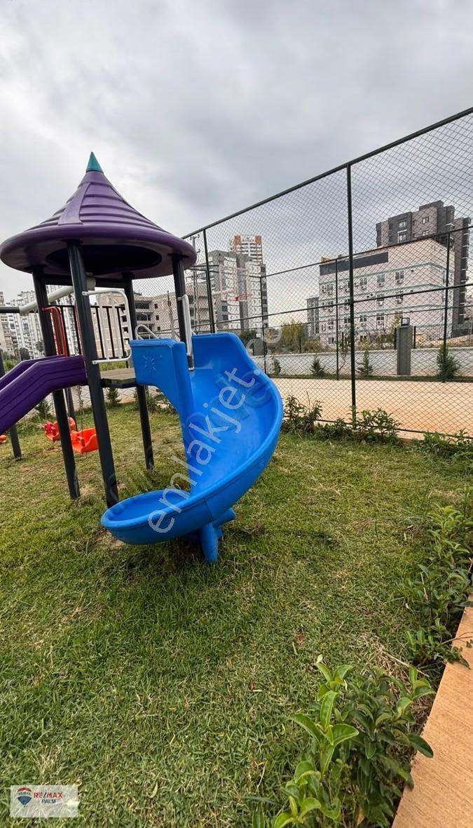 Remax Palm'den 75.yıl Mah. Deniz Manzaralı Kiralık 1+1 Daire - Görsel 16