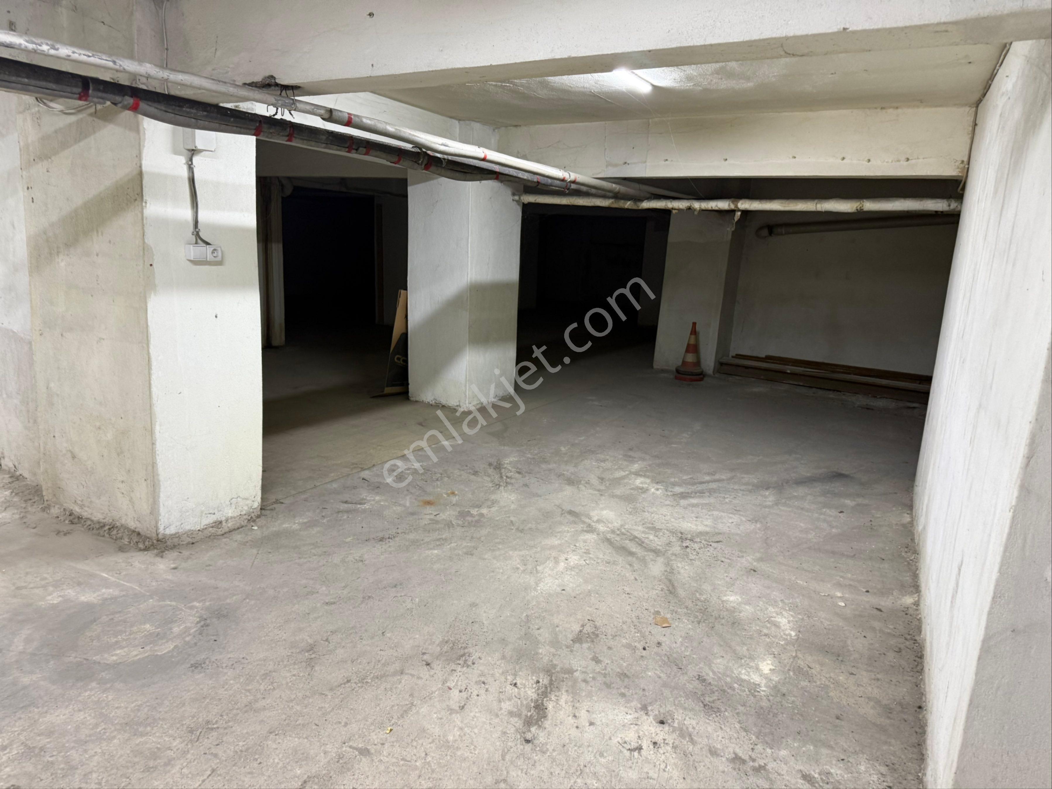 İzmit Çarşı Da Kiralık 380m2 Depo - Görsel 9