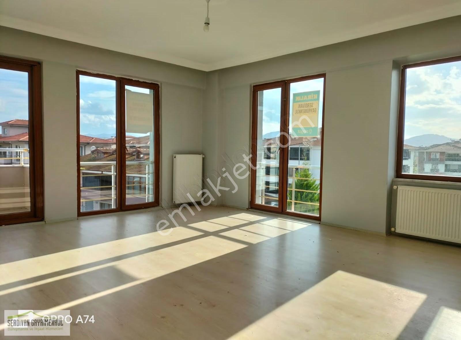 Serdivan Yazlık Mahallesinde Kiralık Daire..