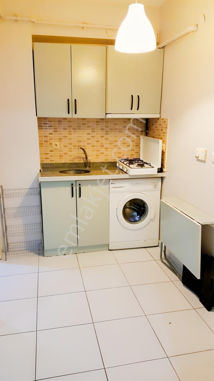 Gama'dan Bahçelievler'de Kiracılı &eşyalı Satılık Apart Daire - Görsel 3
