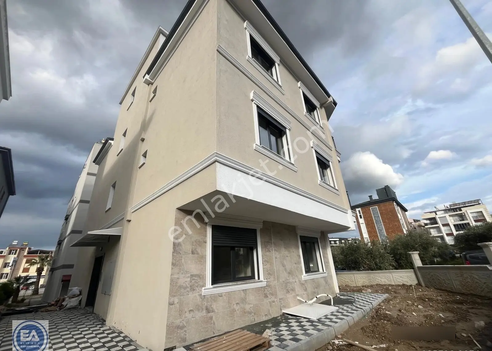 Kuşadası Davutlar Bölgesinde Satılık Daire - Görsel 3