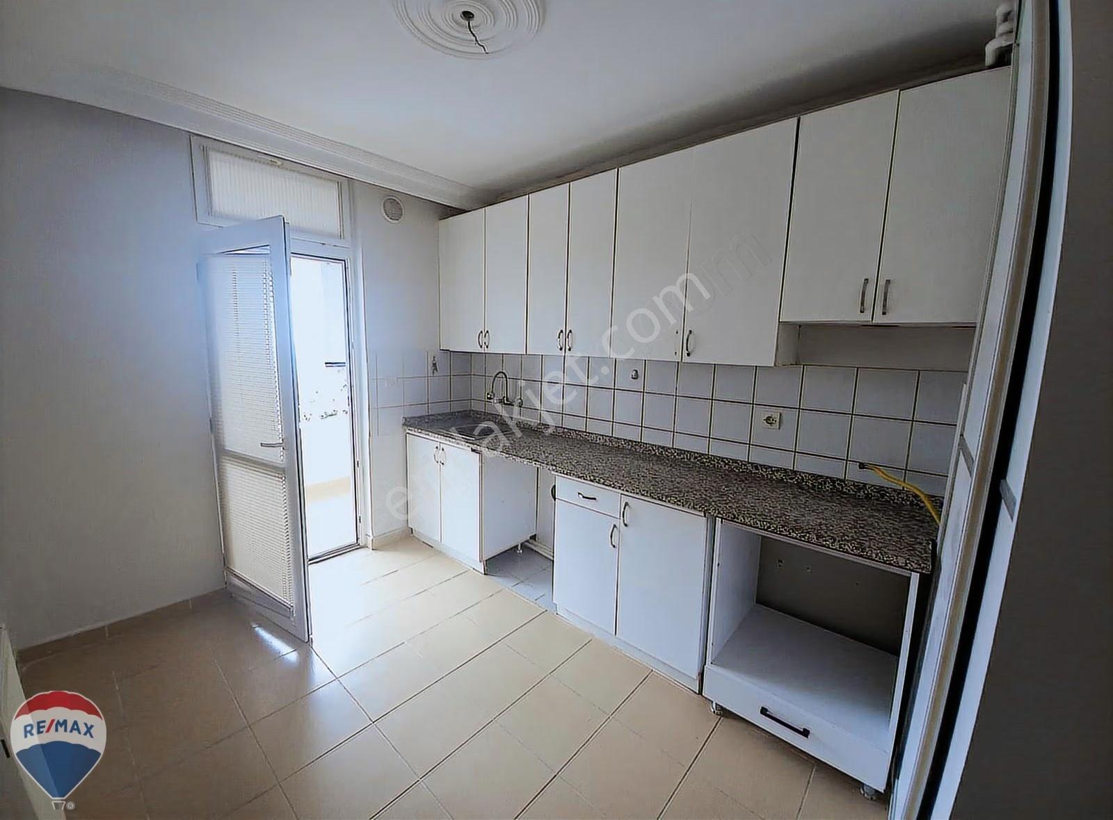 Remax Mavi-camili1 1554 Ada Seçmarket Karşısı Arakat Yenilenmiş - Görsel 14