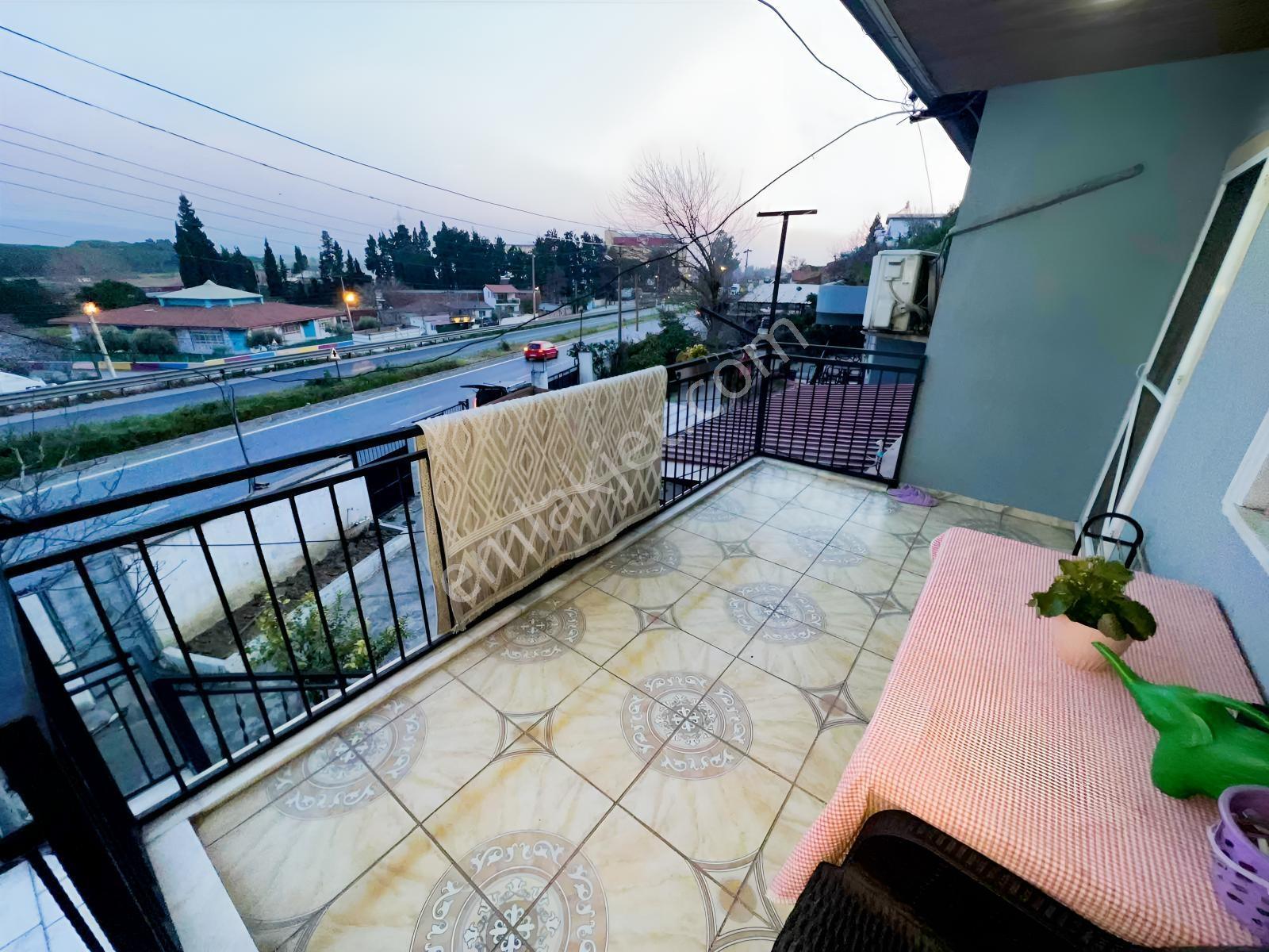 Müstakil 2 Katlı Ev Kuşadası/aydın Yolu Üzerinde - Görsel 19