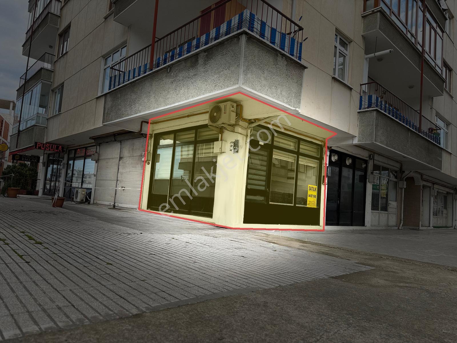 Akçaabat Söğütlü Akçataş Sitesi Altında Satılık Dükkan