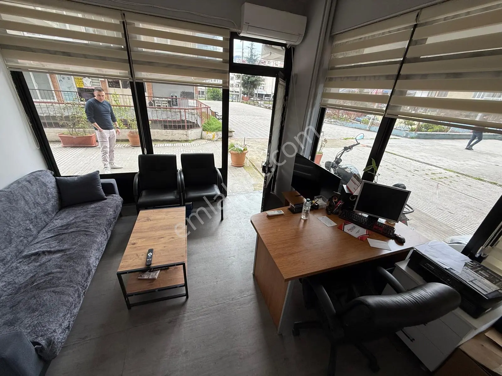 Akçaabat Söğütlü Akçataş Sitesi Altında Satılık Dükkan - Görsel 4