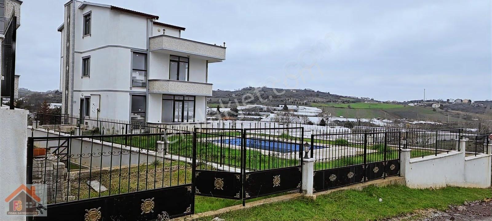 Yalova Termal Akköyde Satılık Müstakil Havuzlu Triplexs Villa - Görsel 29