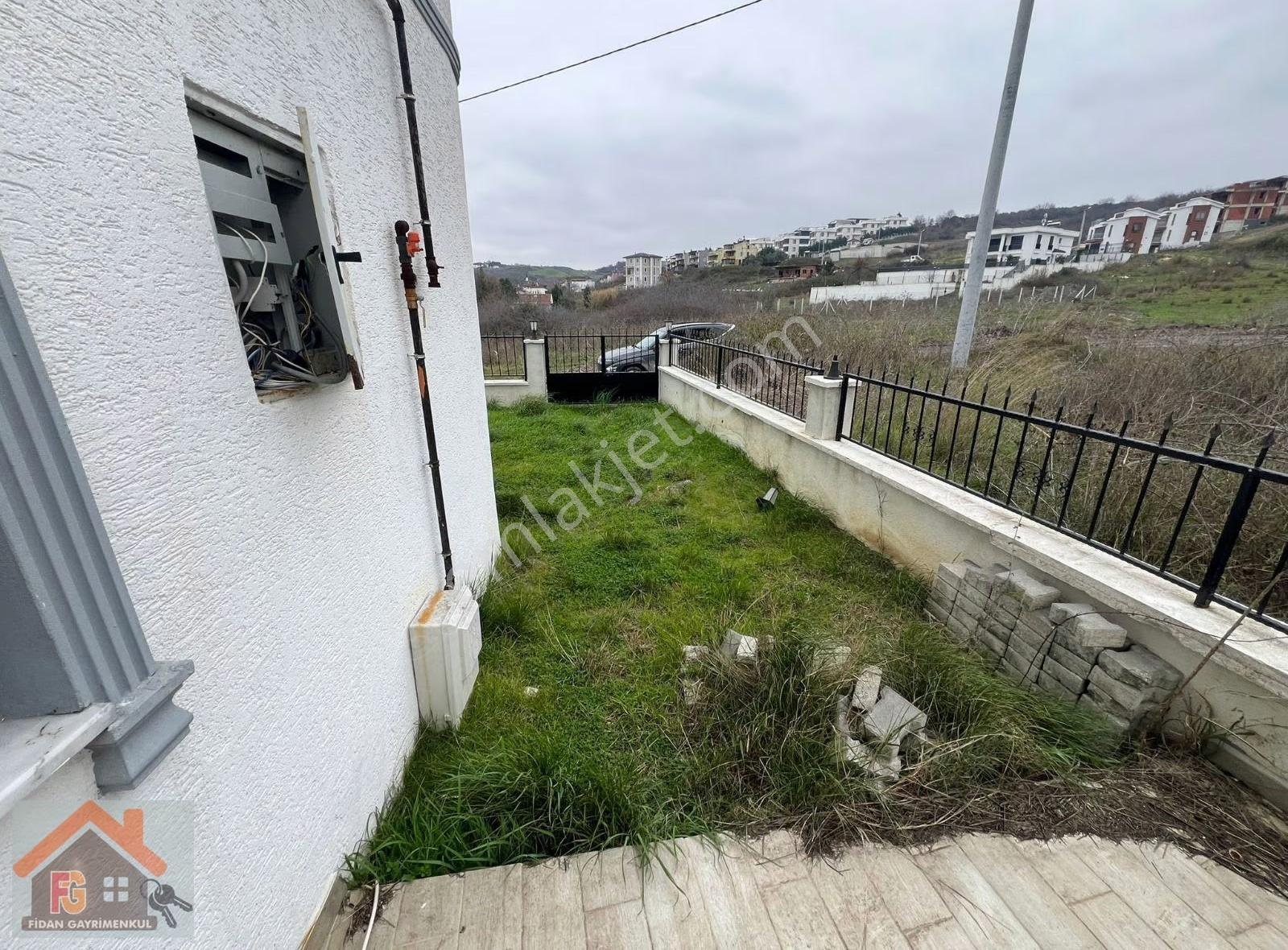 Yalova Termal Akköyde Satılık Müstakil Havuzlu Triplexs Villa - Görsel 30