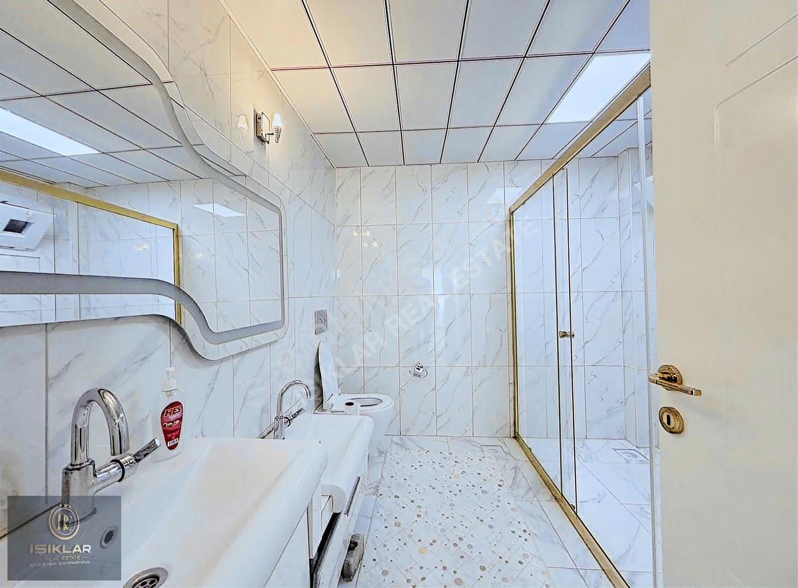 Enes Işık 'tan Yakınca Ana Cadde Kiralık 3+1 Daire - 160m² - Görsel 9