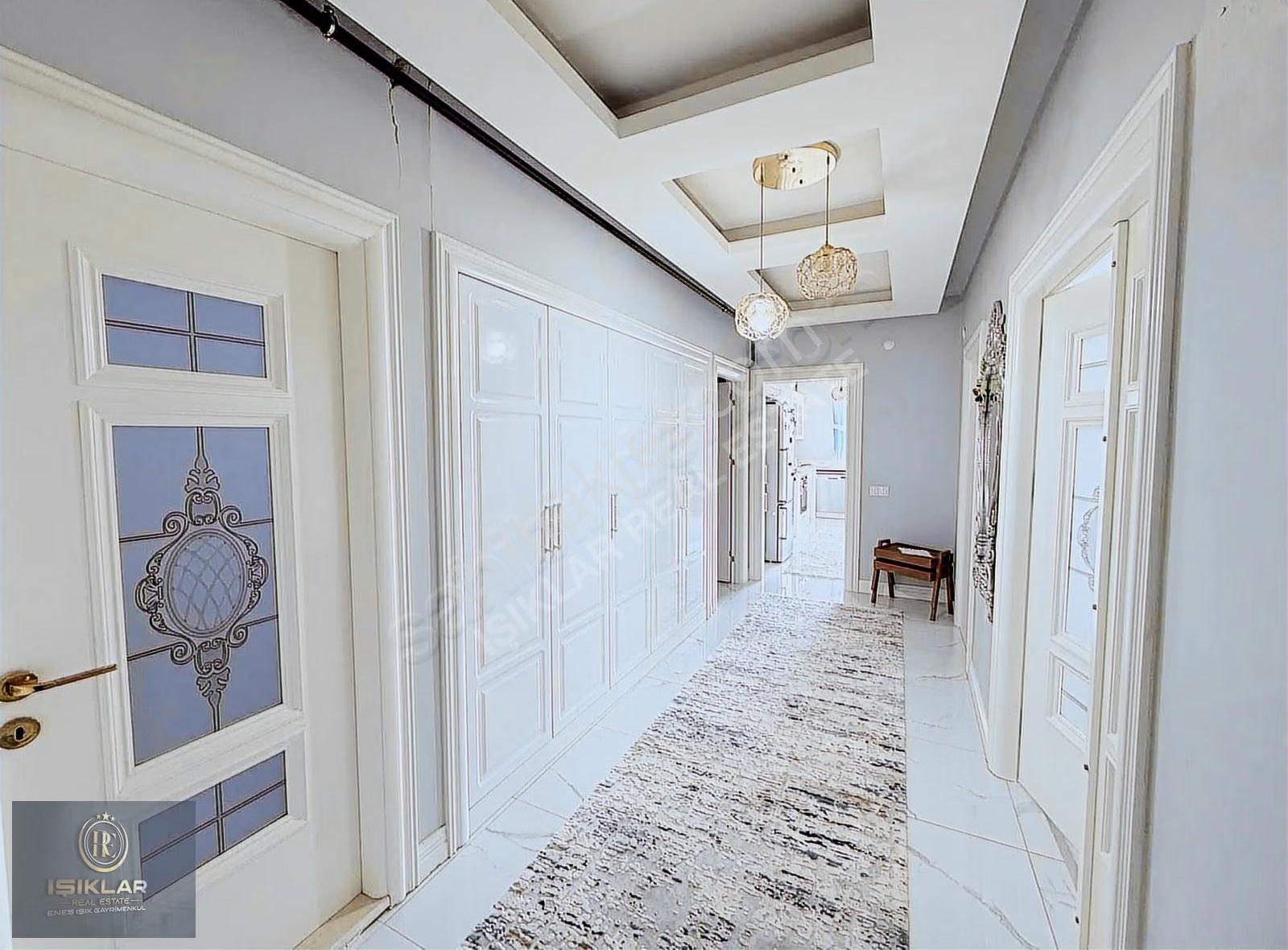 Enes Işık 'tan Yakınca Ana Cadde Kiralık 3+1 Daire - 160m² - Görsel 6