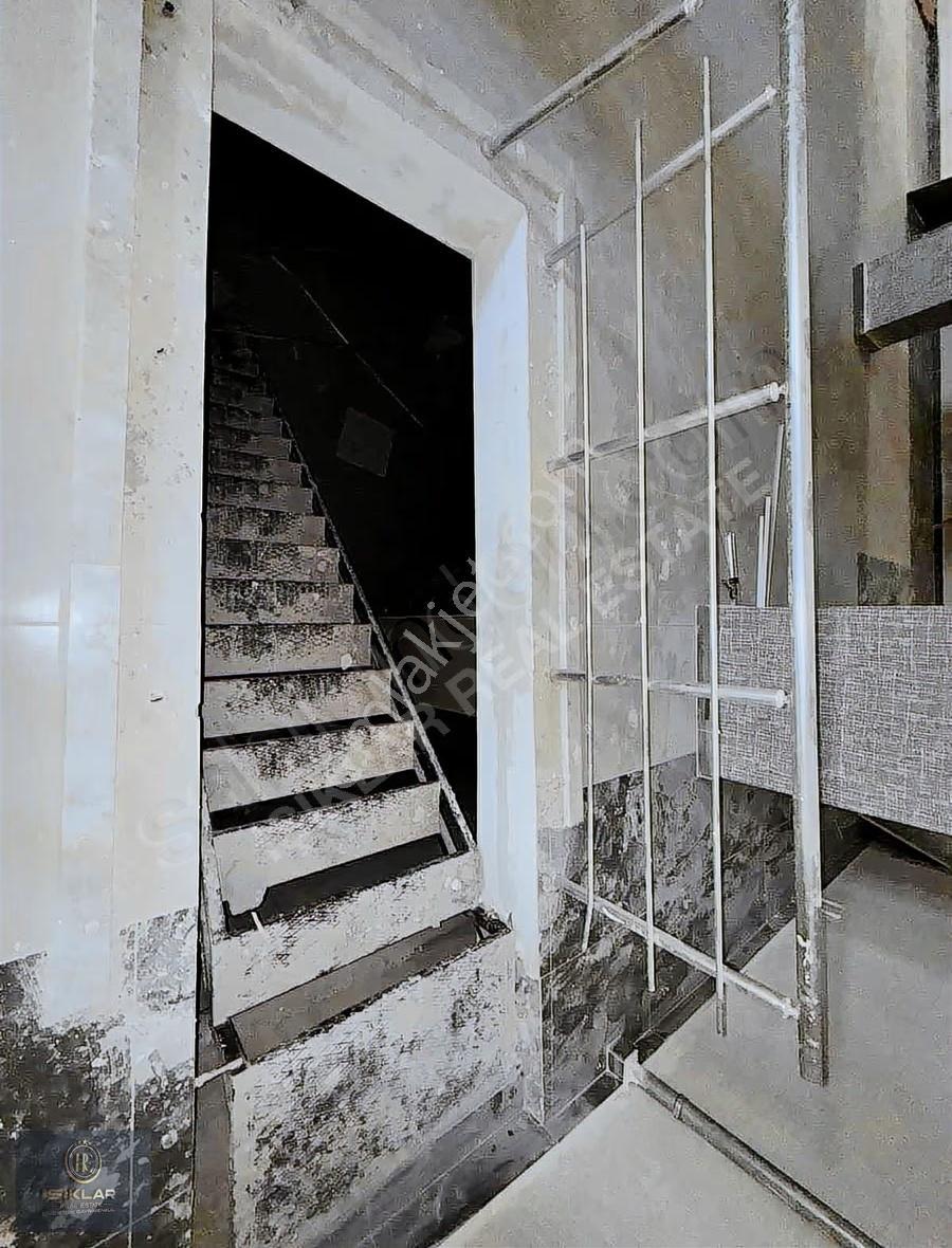 Enes Işık 'tan En İşlek Cadde Üzerinde Kiralık 500m² Dükkan - Görsel 7